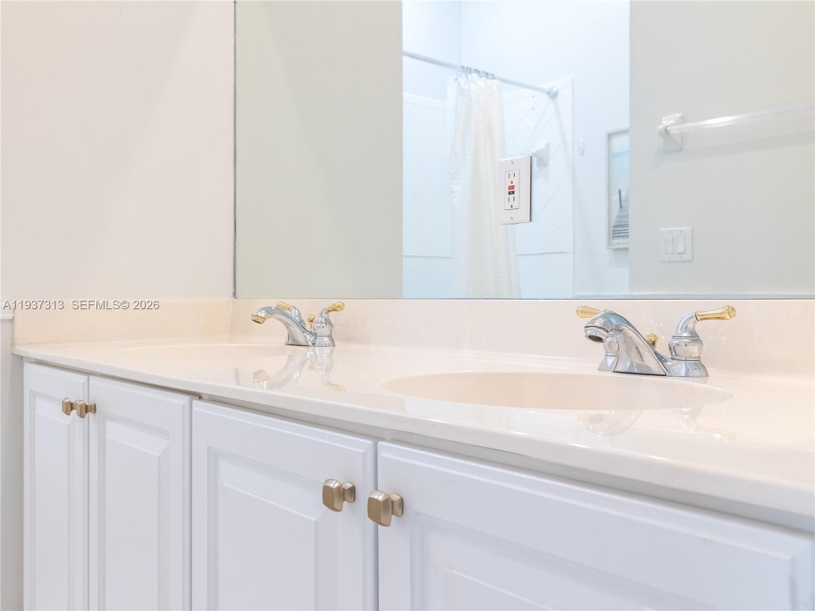 903 NW 167th Ave Pembroke Pines, FL 33028