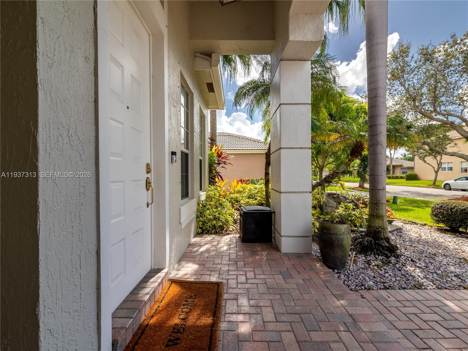 903 NW 167th Ave Pembroke Pines, FL 33028