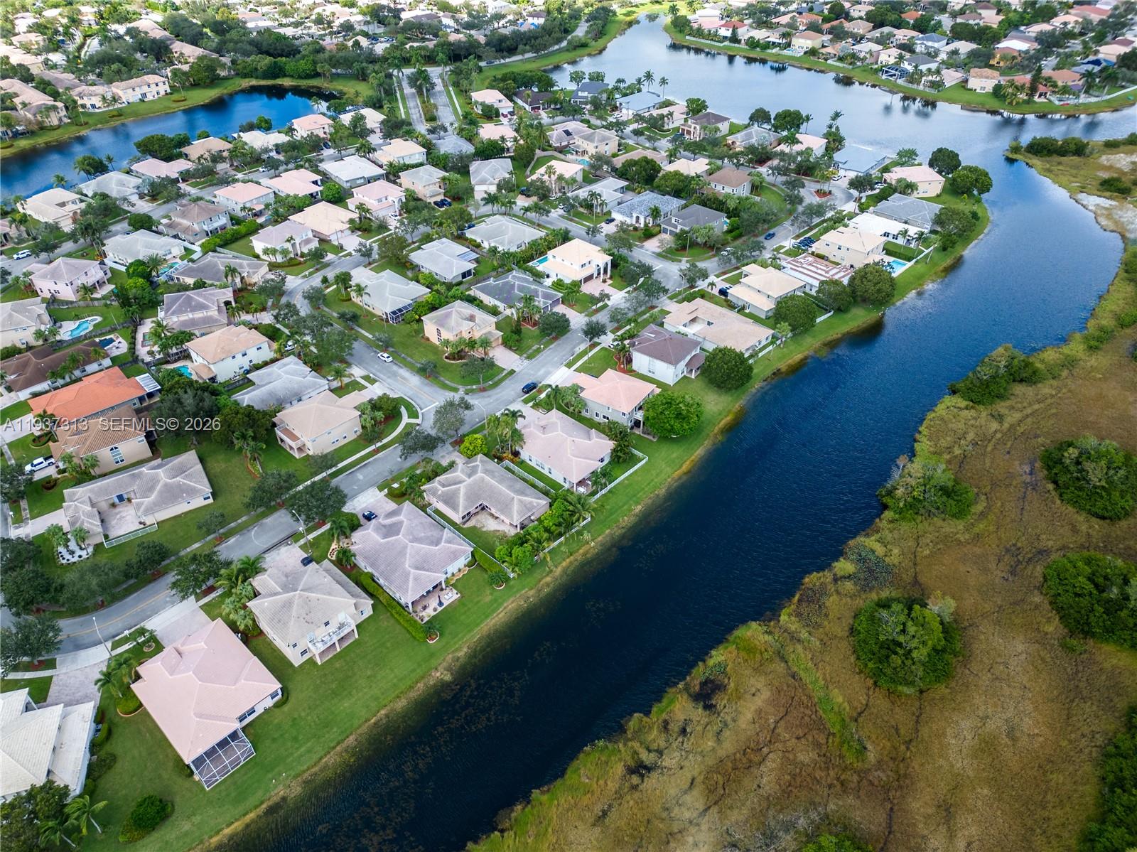 903 NW 167th Ave Pembroke Pines, FL 33028