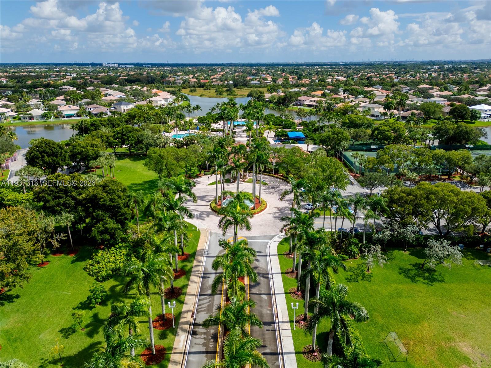 903 NW 167th Ave Pembroke Pines, FL 33028