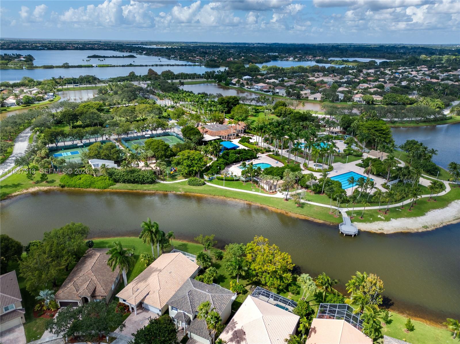 903 NW 167th Ave Pembroke Pines, FL 33028