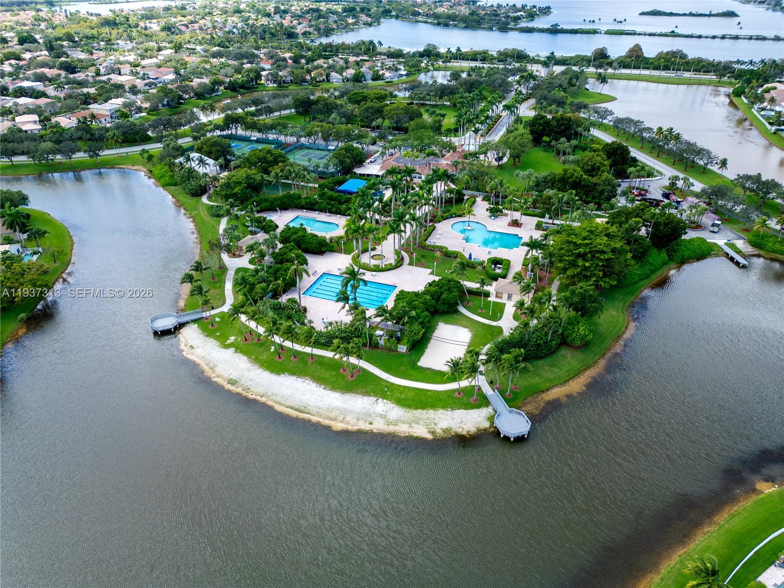 903 NW 167th Ave Pembroke Pines, FL 33028