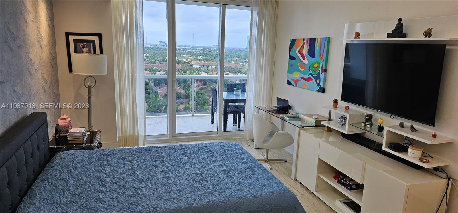 image One Island Place Condo21