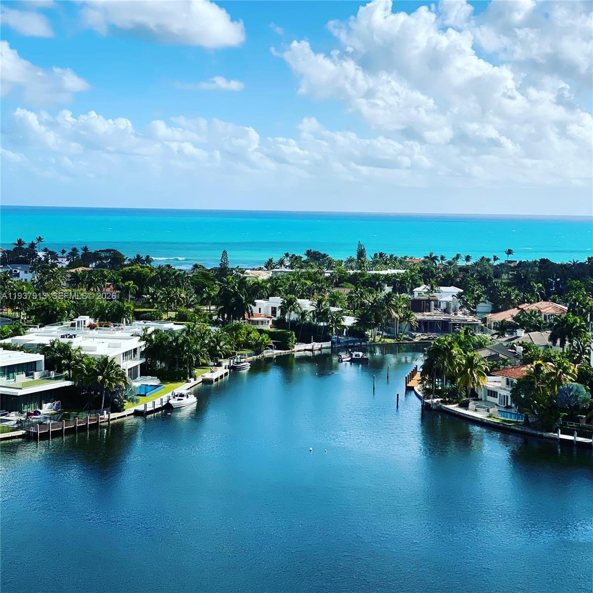 image One Island Place Condo30