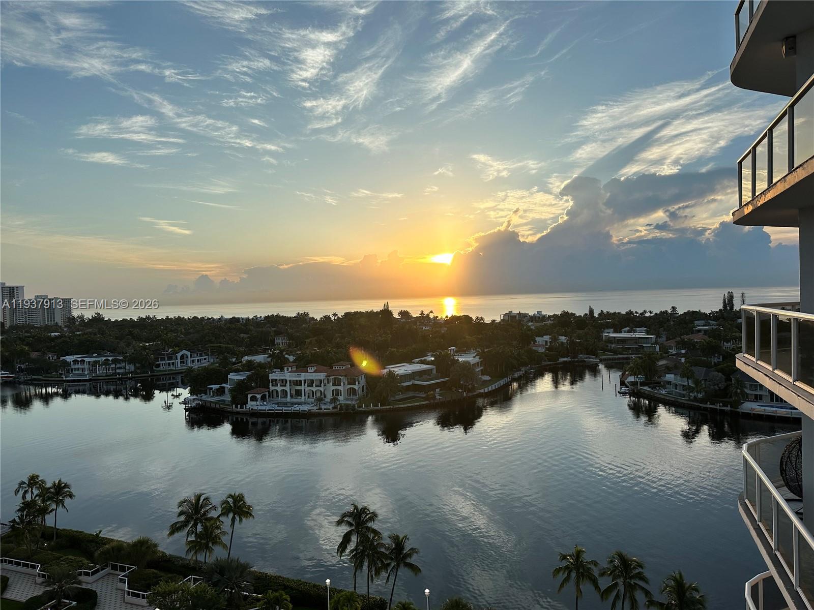 image One Island Place Condo31