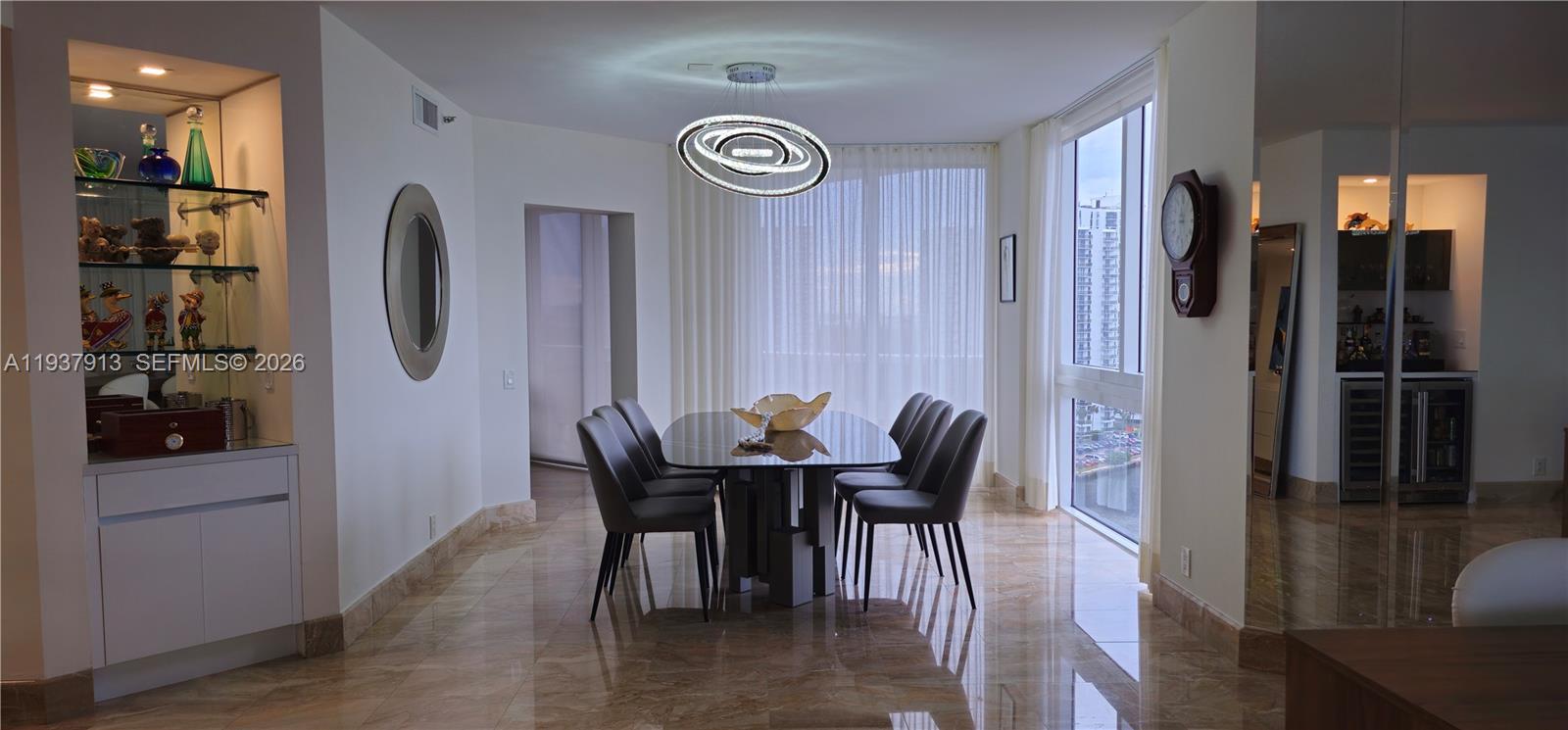 image One Island Place Condo8