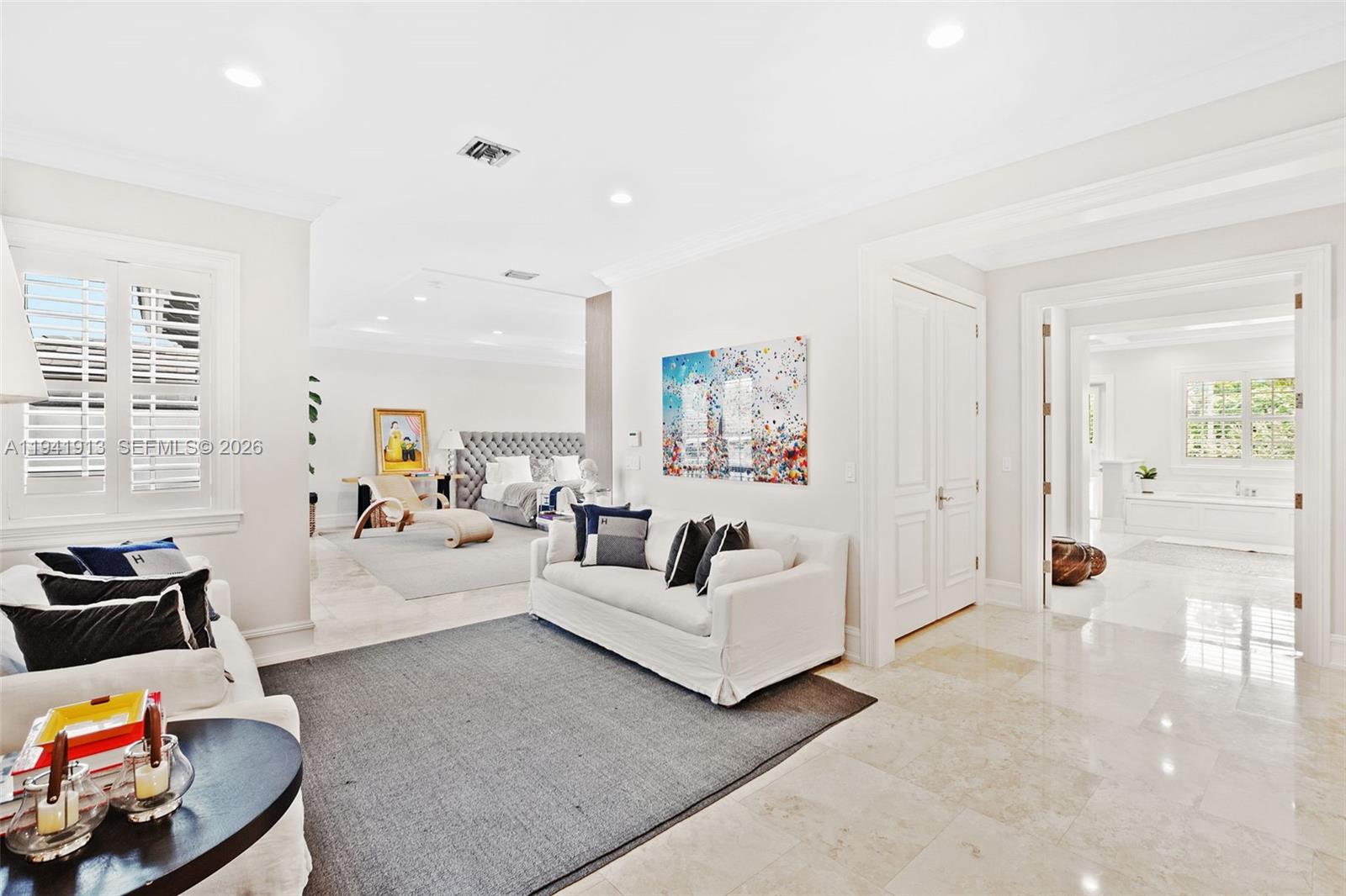 5901 Rolling Rd Dr Pinecrest, FL 33156