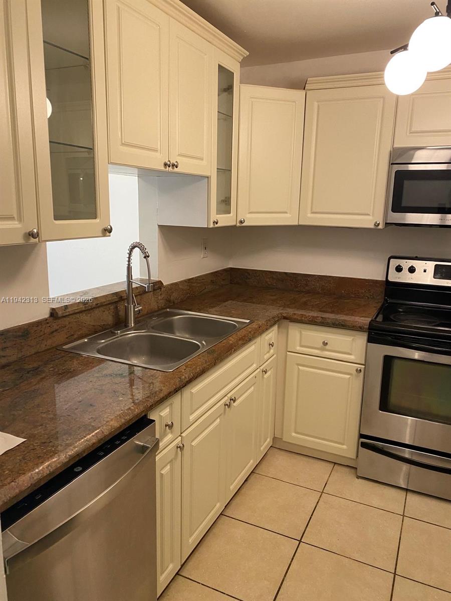 12035 NE 2nd Ave #A110