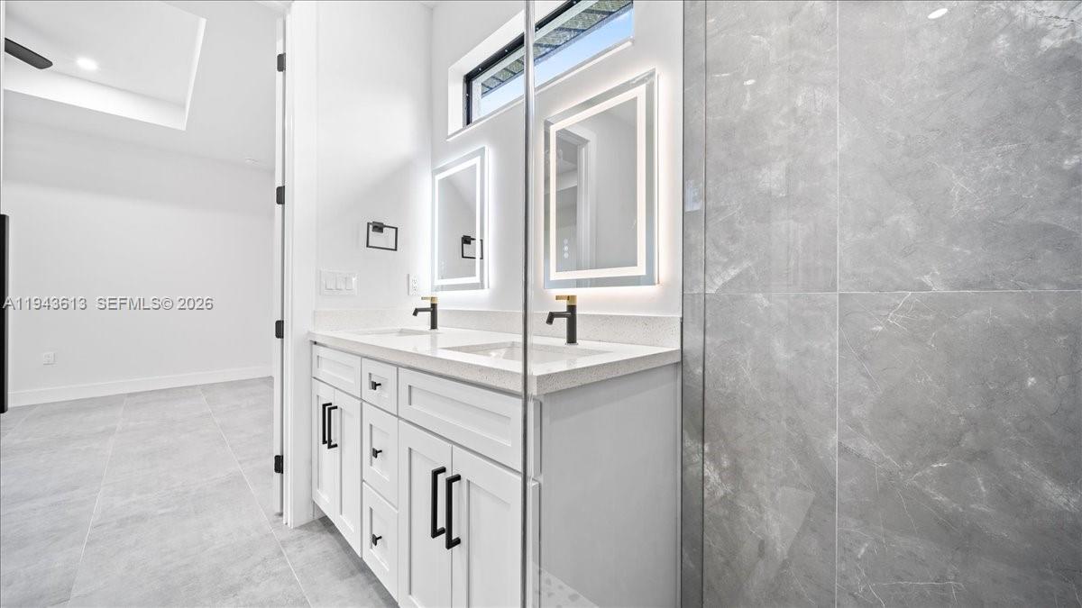 4536 NW 35th Pl Cape Coral, FL 33993