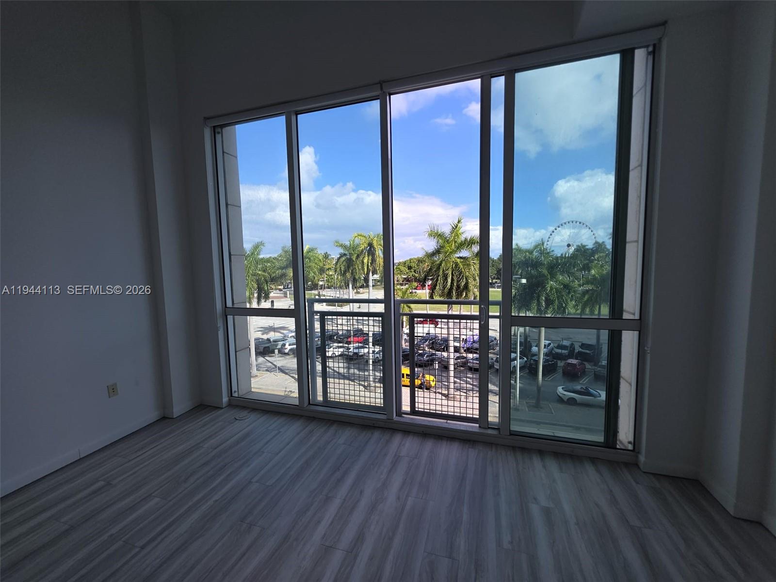 image Vizcayne North3