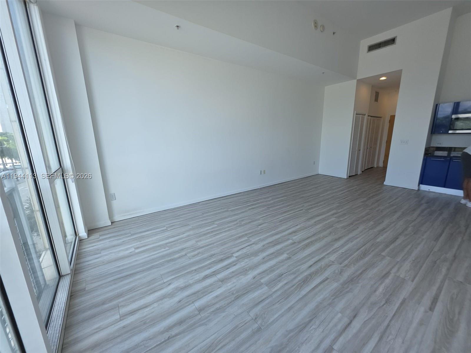 image Vizcayne North6