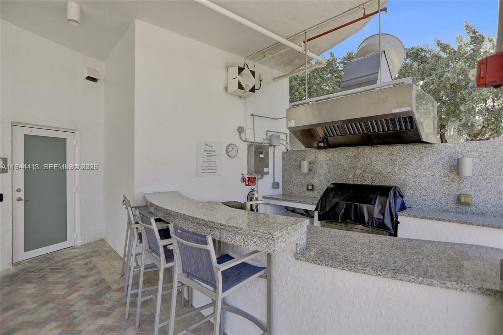 image Bel Aire on the Ocean27