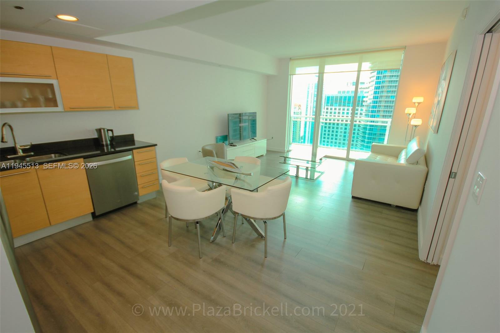 950 Brickell Bay Dr #3609