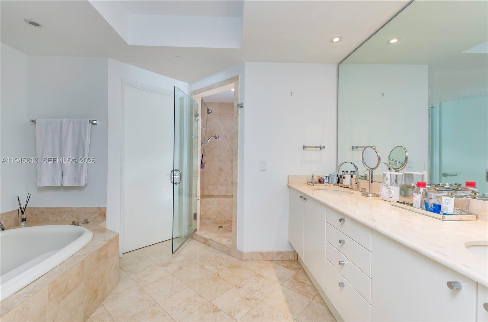 image Ocean Tower Two11