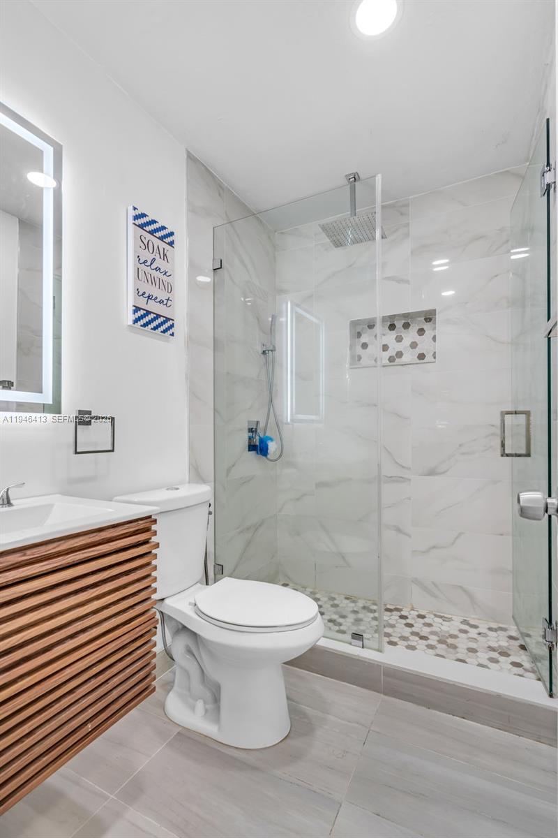 421 Florida Blvd Miami, FL 33144