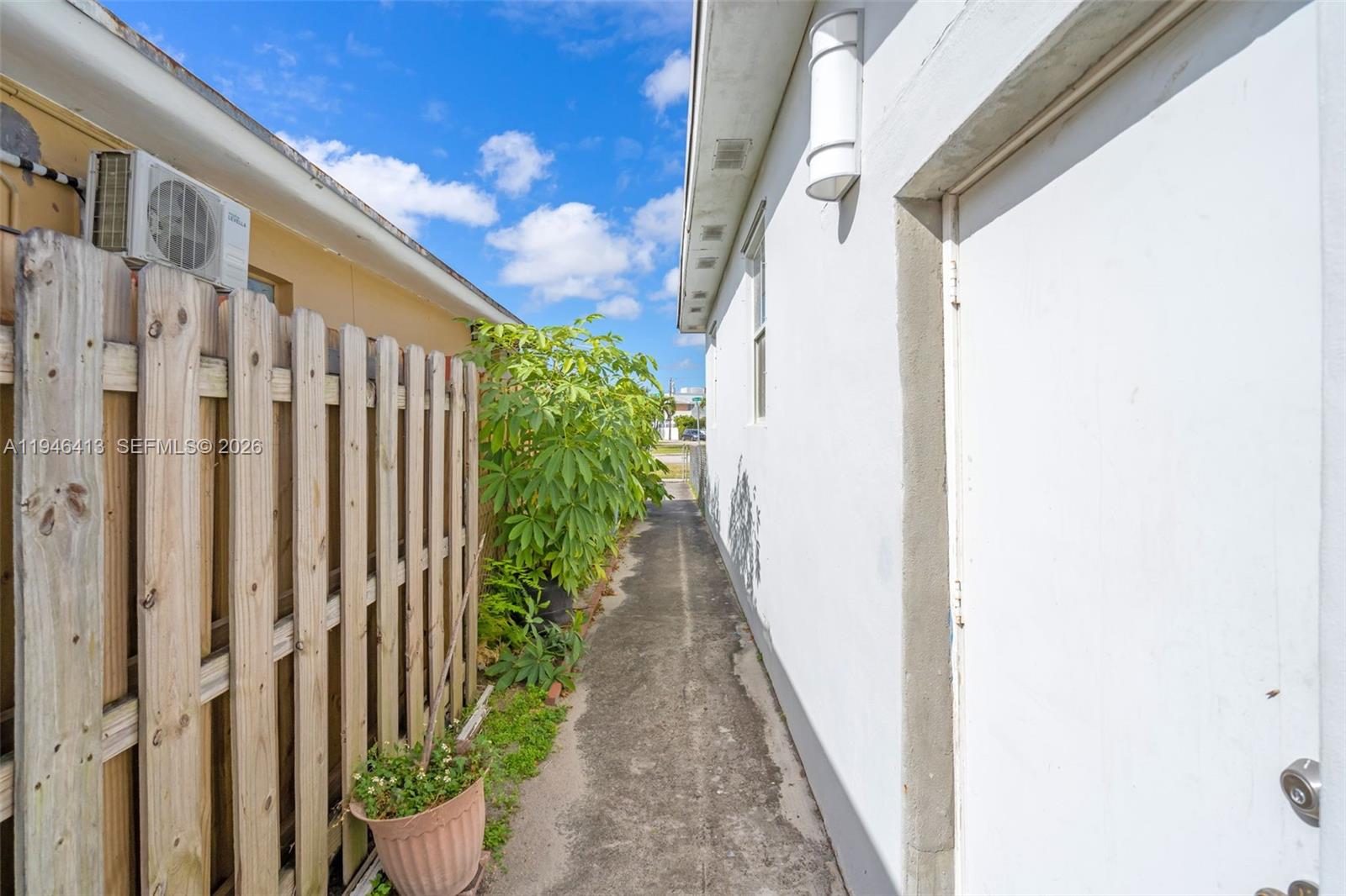 421 Florida Blvd Miami, FL 33144