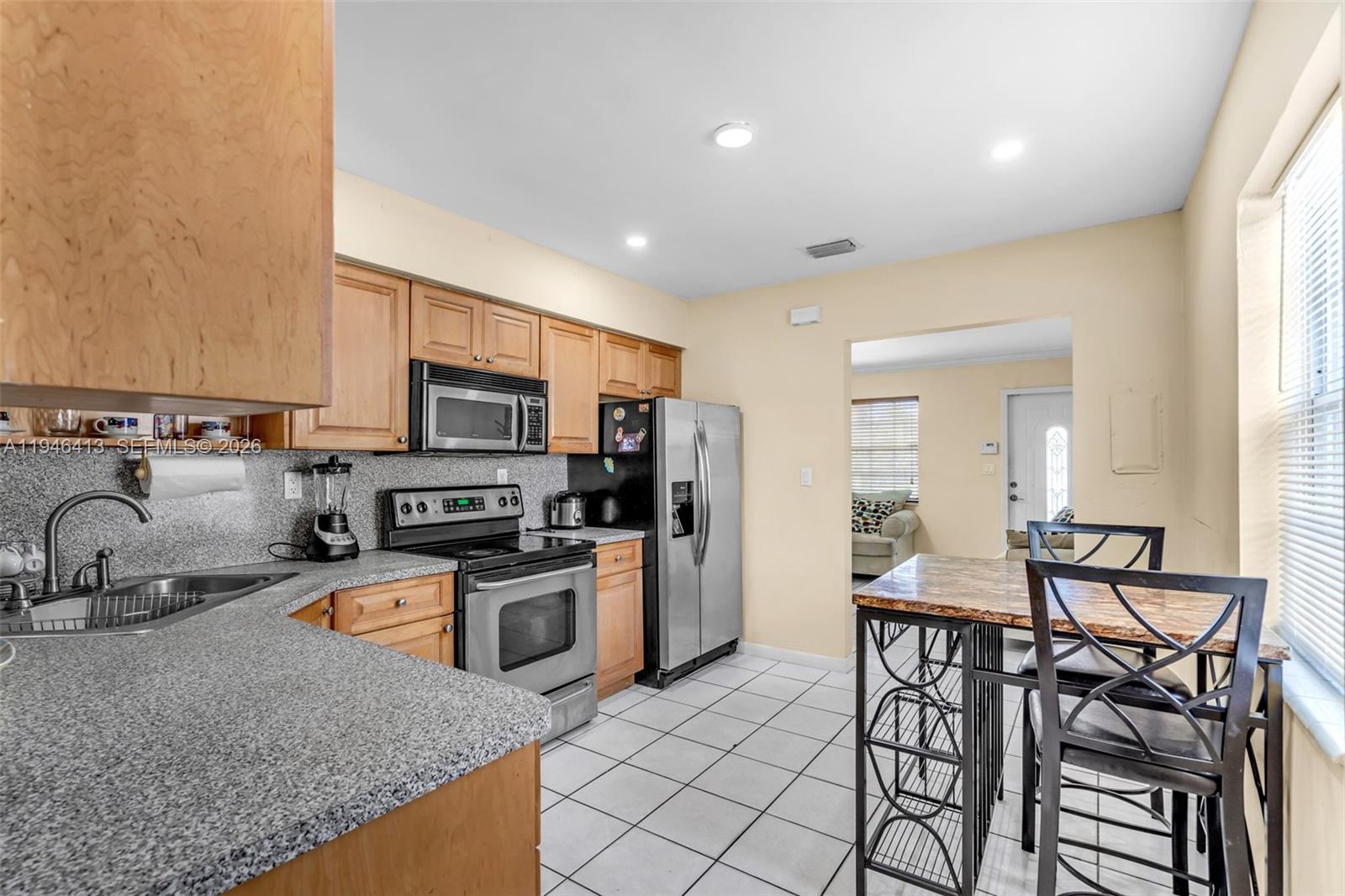 421 Florida Blvd Miami, FL 33144