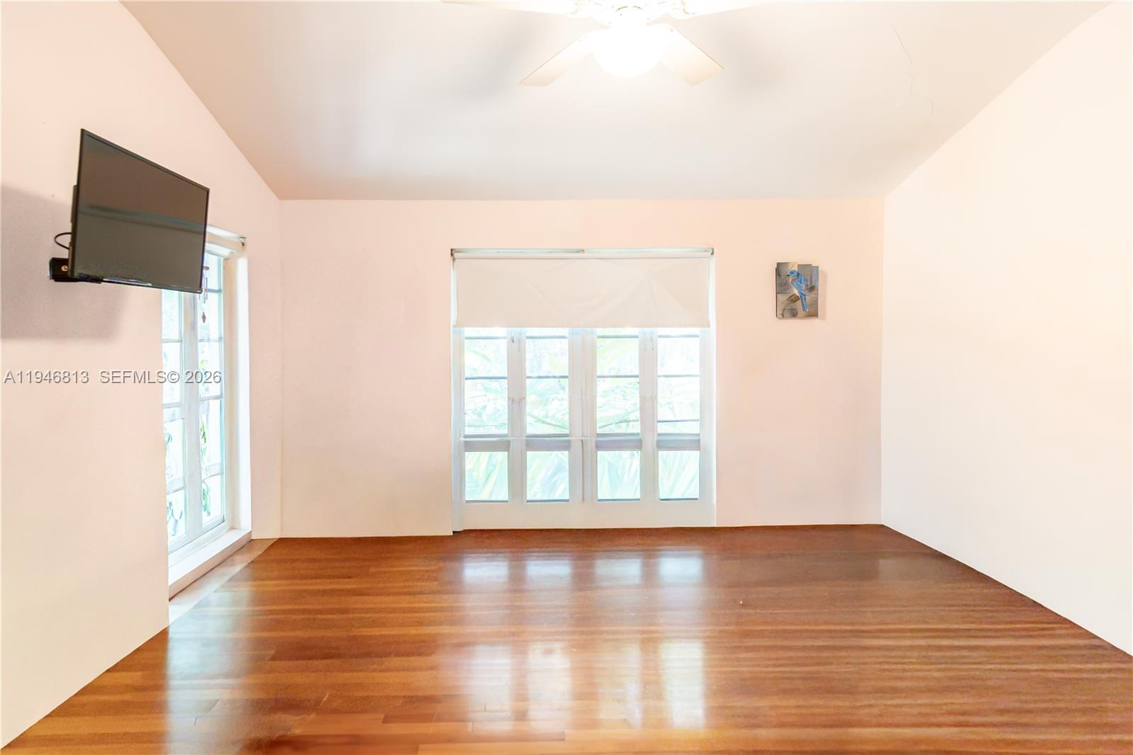 3835 Utopia Ct Miami, FL 33133