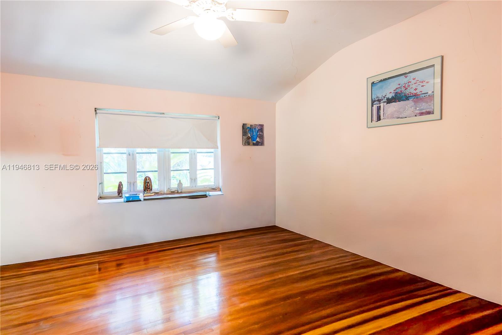 3835 Utopia Ct Miami, FL 33133