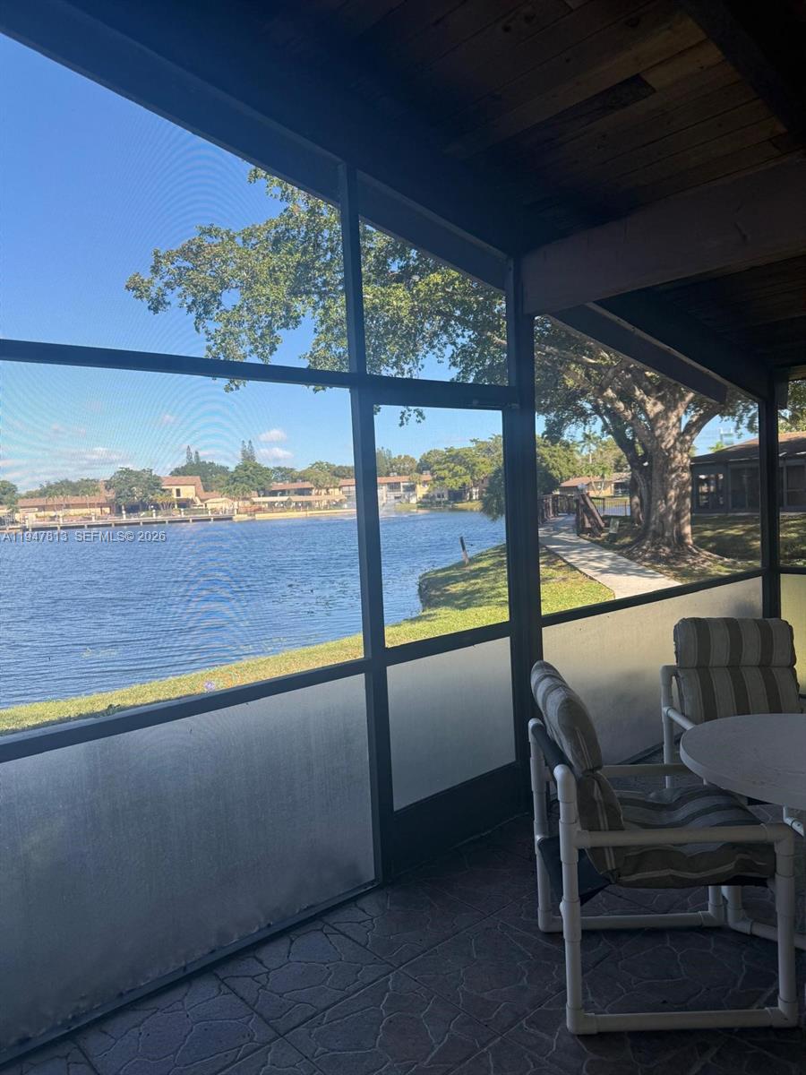 412 Briarwood Cir #2-23 Hollywood, FL 33024