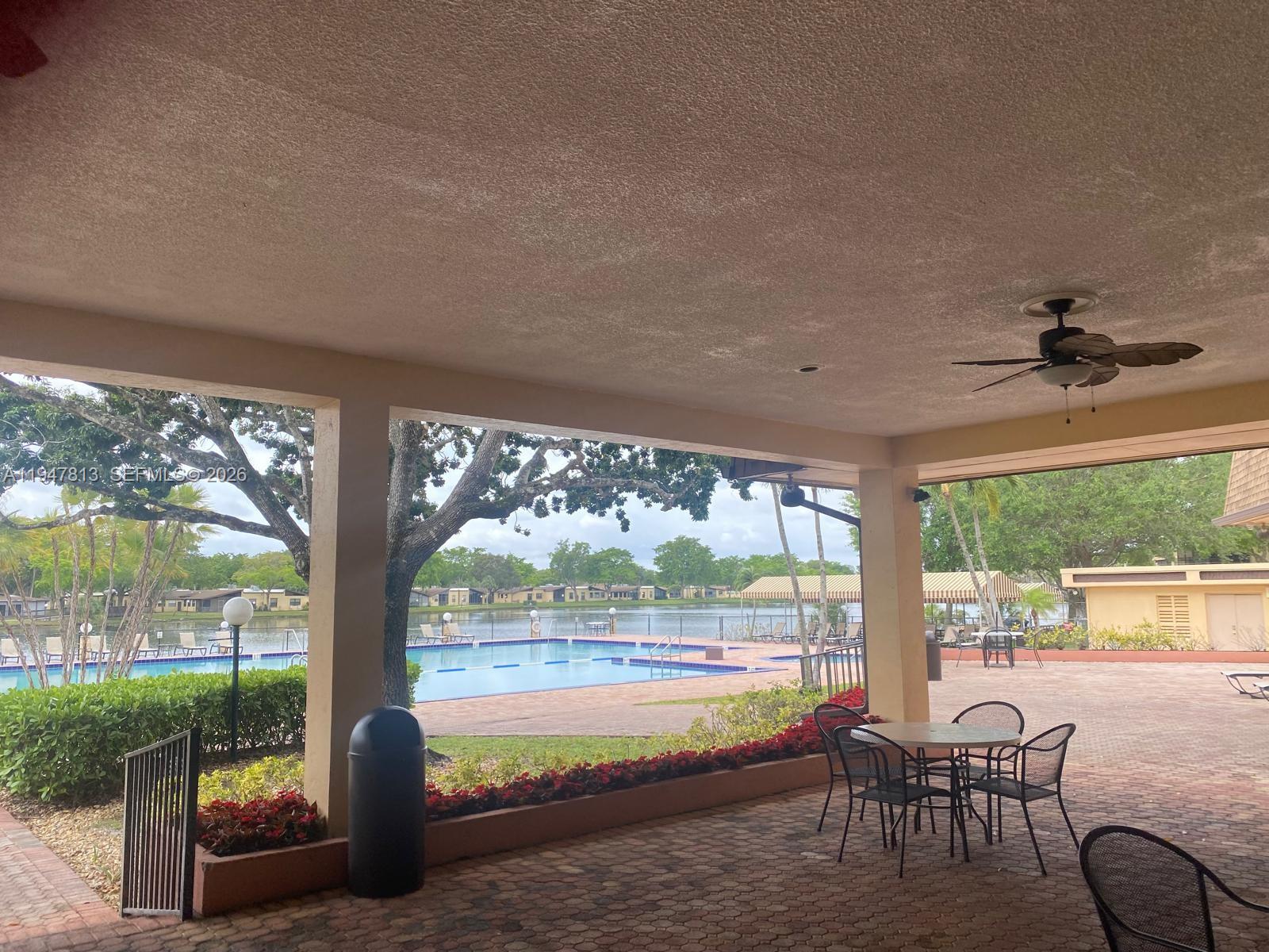 412 Briarwood Cir #2-23 Hollywood, FL 33024