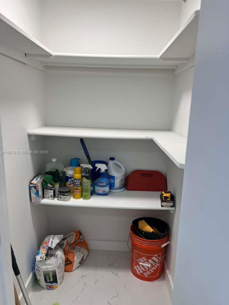 309 S Royal Poinciana Blvd #304 Miami Springs, FL 33166