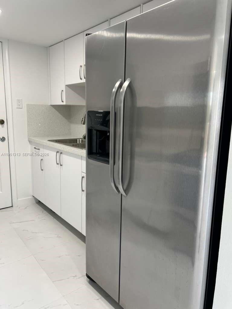 309 S Royal Poinciana Blvd #304 Miami Springs, FL 33166