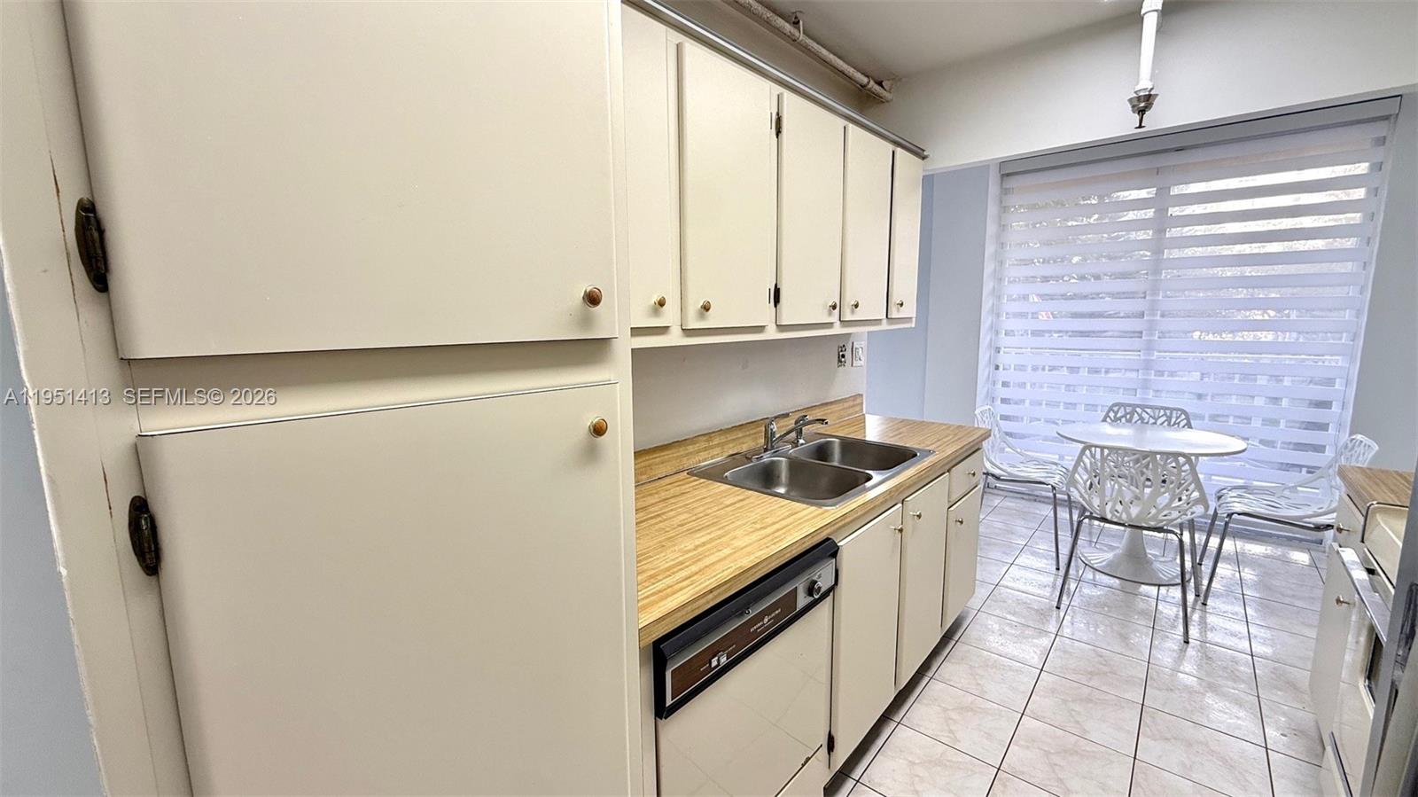 290 174th St #312 Sunny Isles Beach, FL 33160