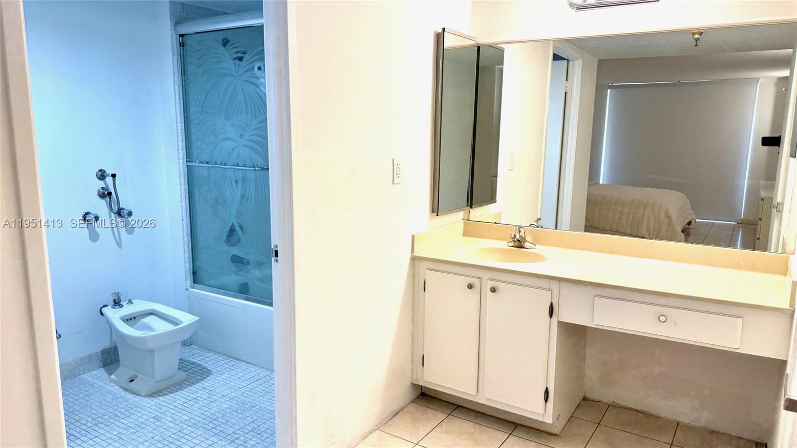 290 174th St #312 Sunny Isles Beach, FL 33160