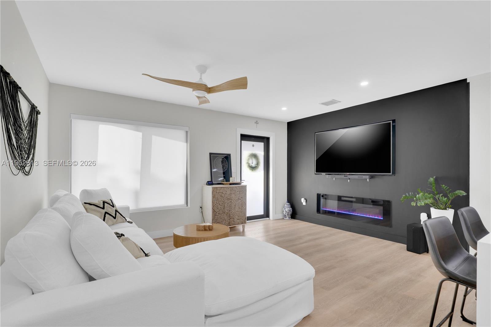 14265 SW 105th Ct Miami, FL 33176