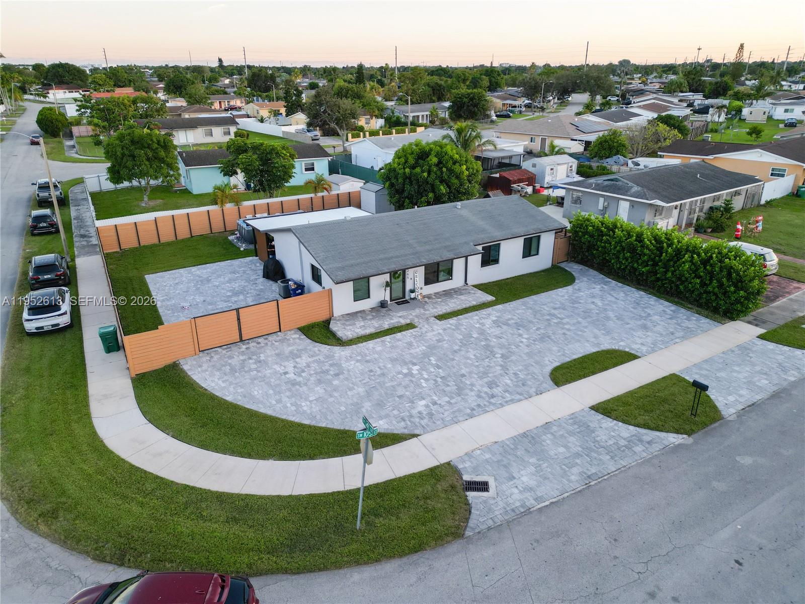 14265 SW 105th Ct Miami, FL 33176