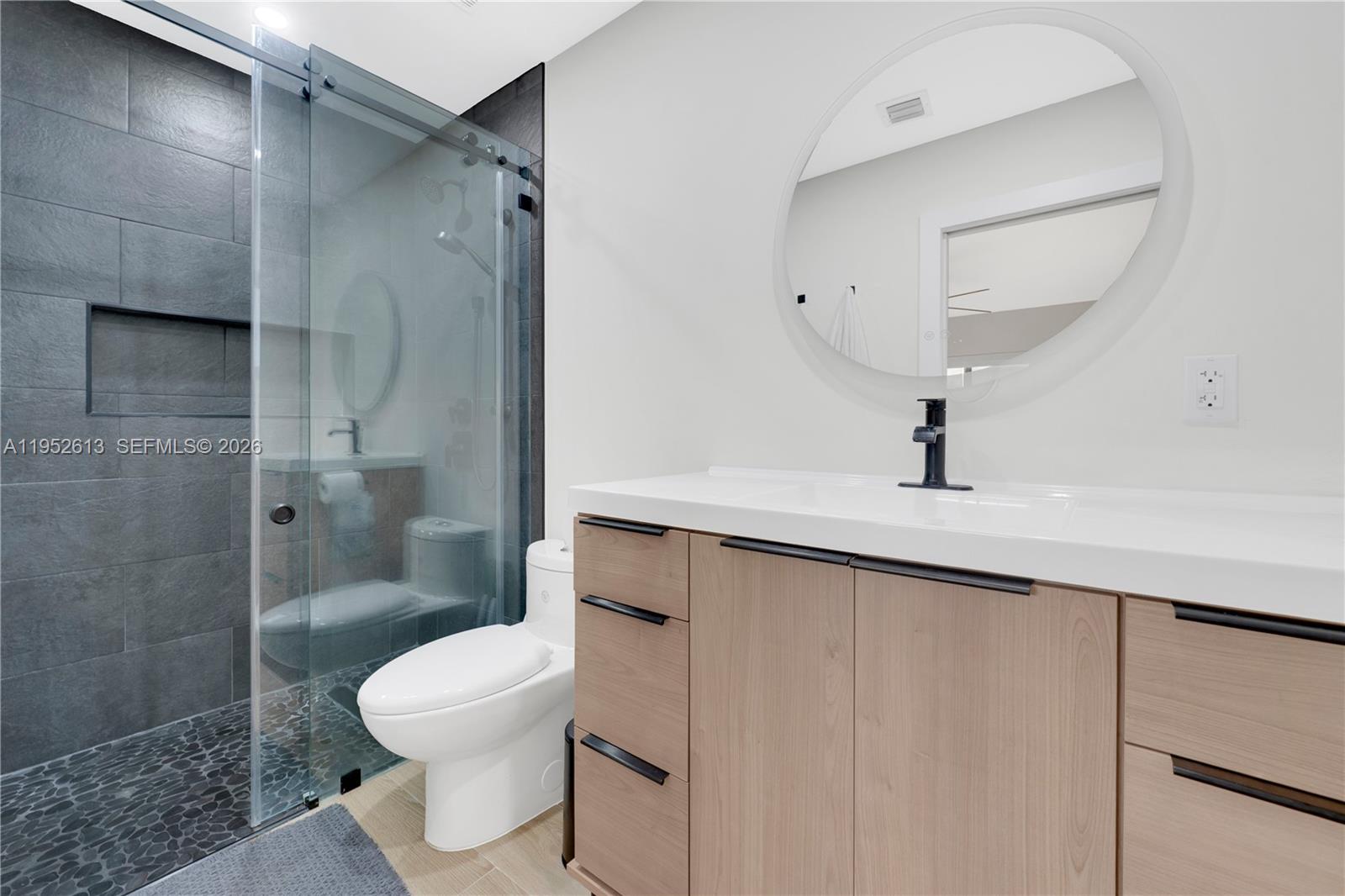 14265 SW 105th Ct Miami, FL 33176