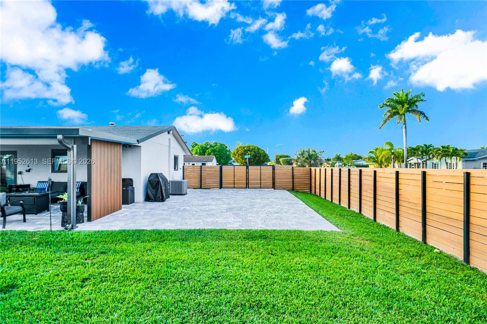 14265 SW 105th Ct Miami, FL 33176