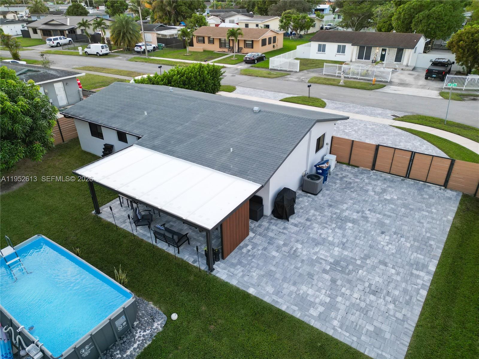 14265 SW 105th Ct Miami, FL 33176