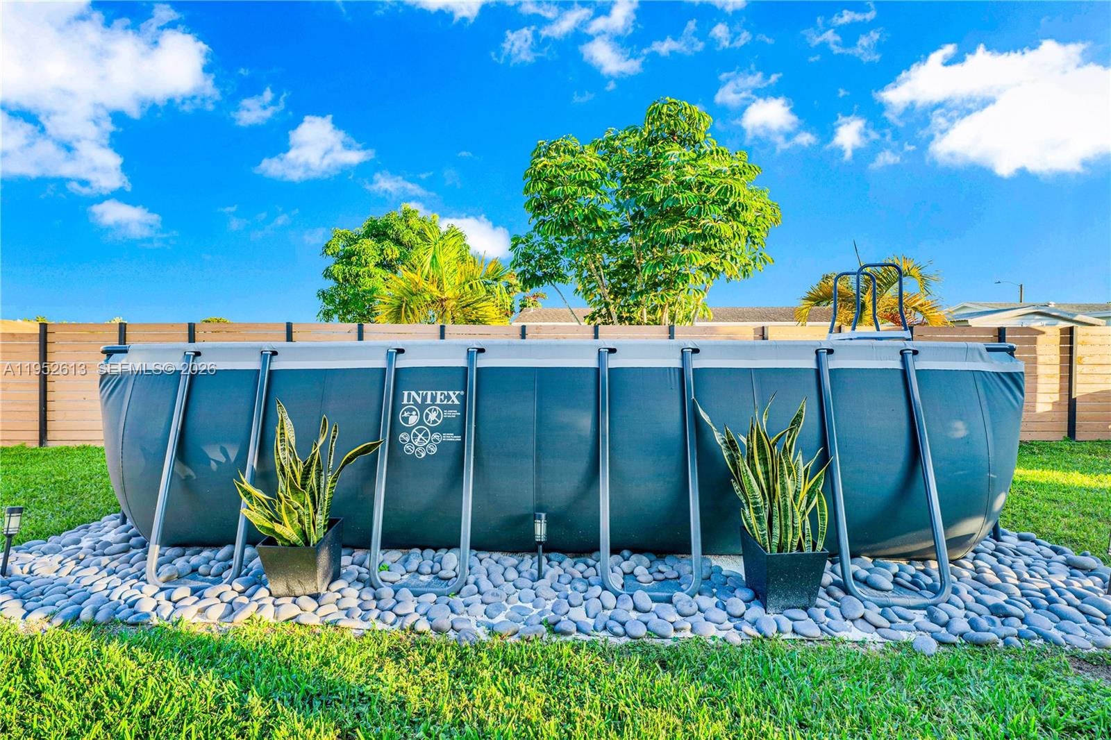 14265 SW 105th Ct Miami, FL 33176