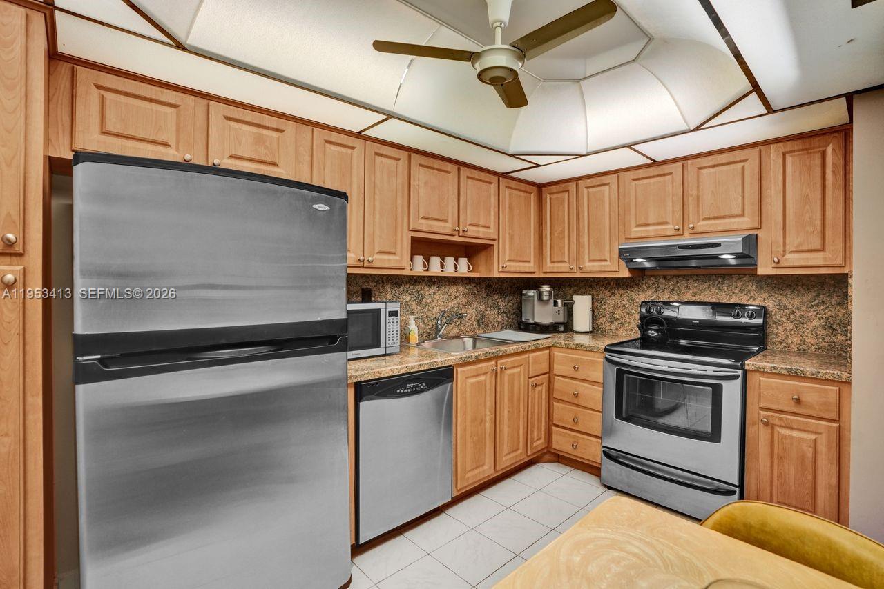 image Arlen House East19