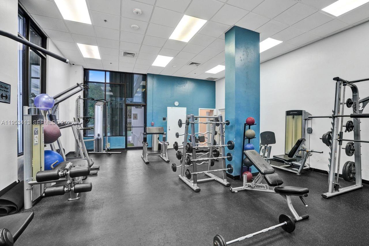 image Arlen House East28