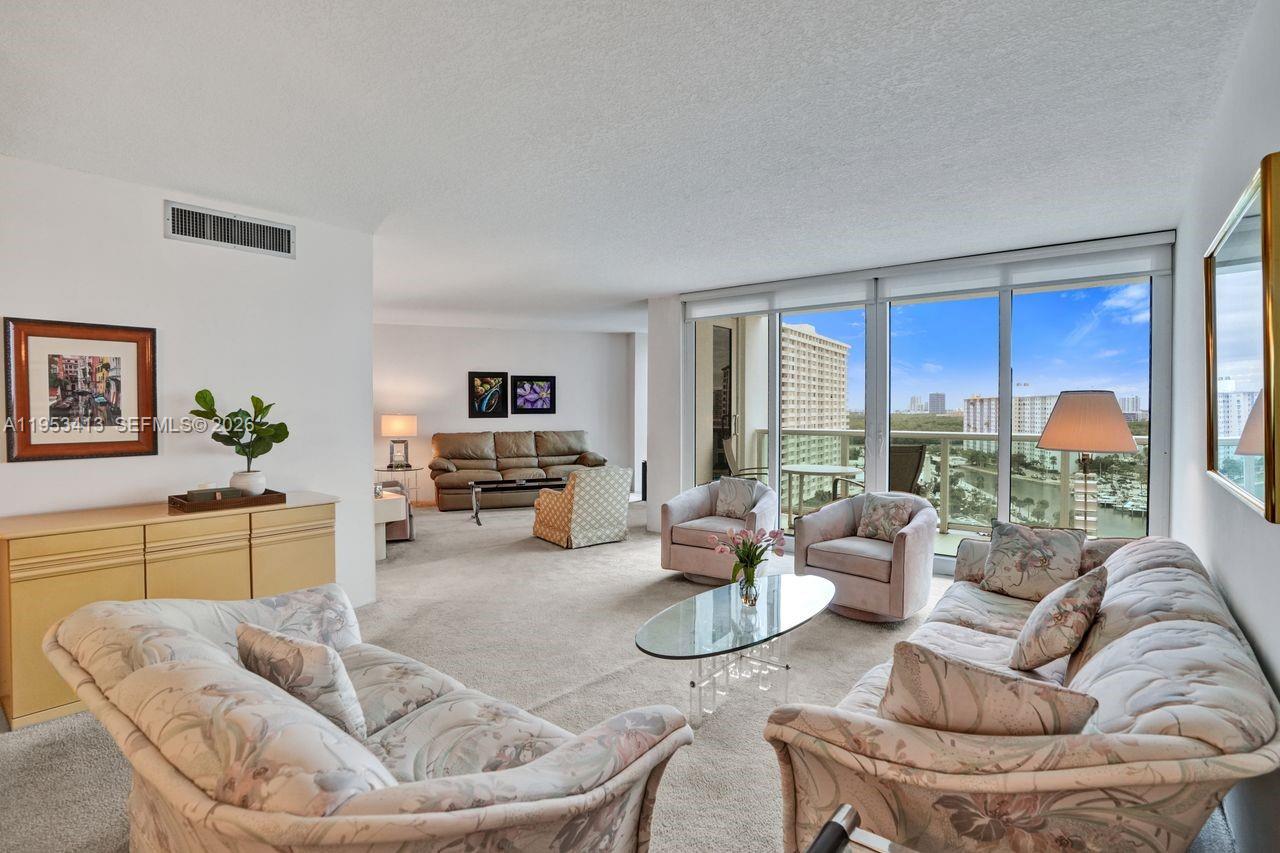 image Arlen House East5