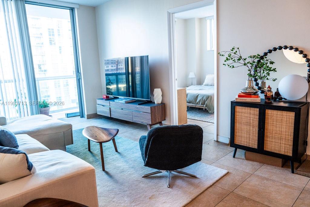 image Gallery Art Condos11