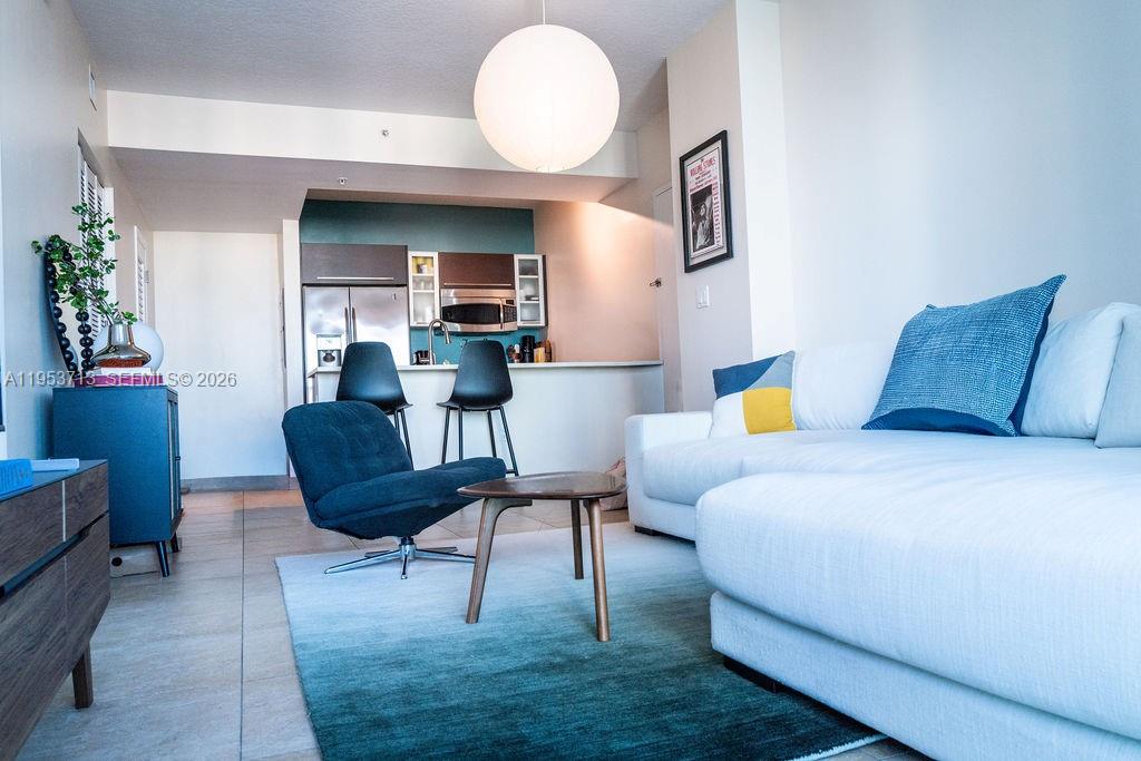 image Gallery Art Condos12