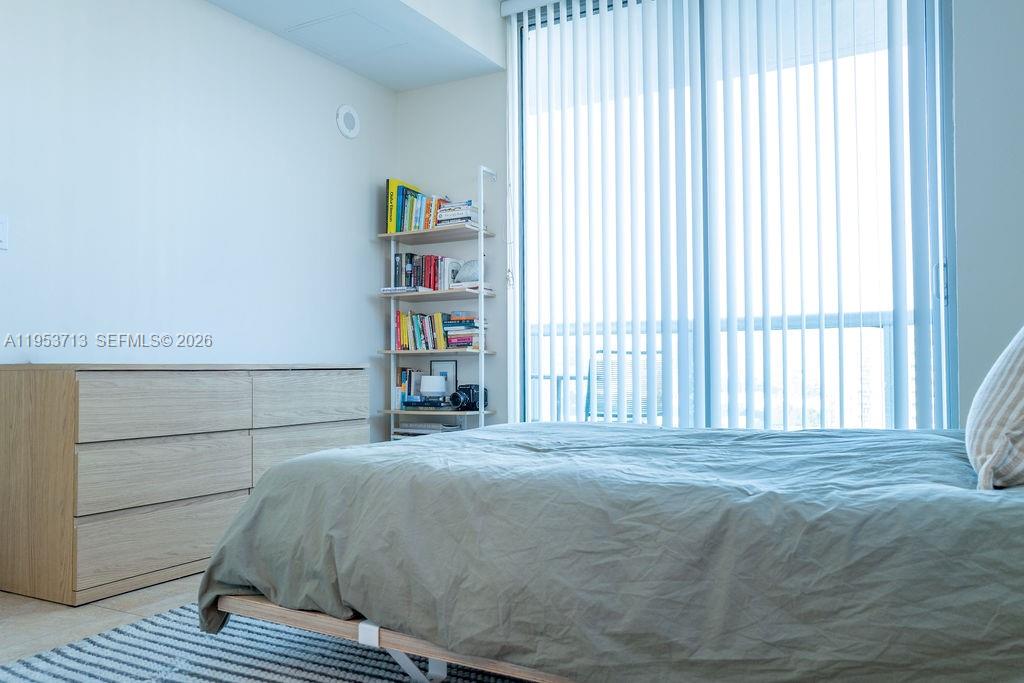 image Gallery Art Condos16