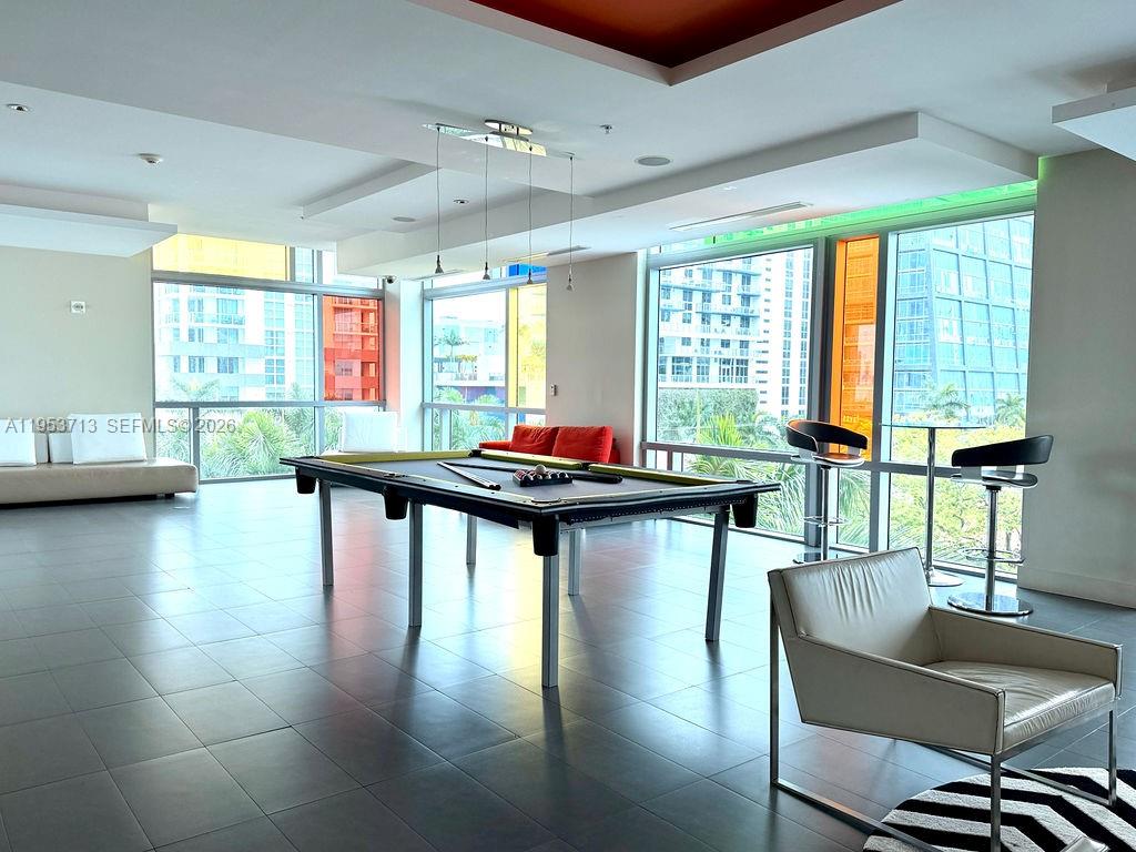 image Gallery Art Condos29