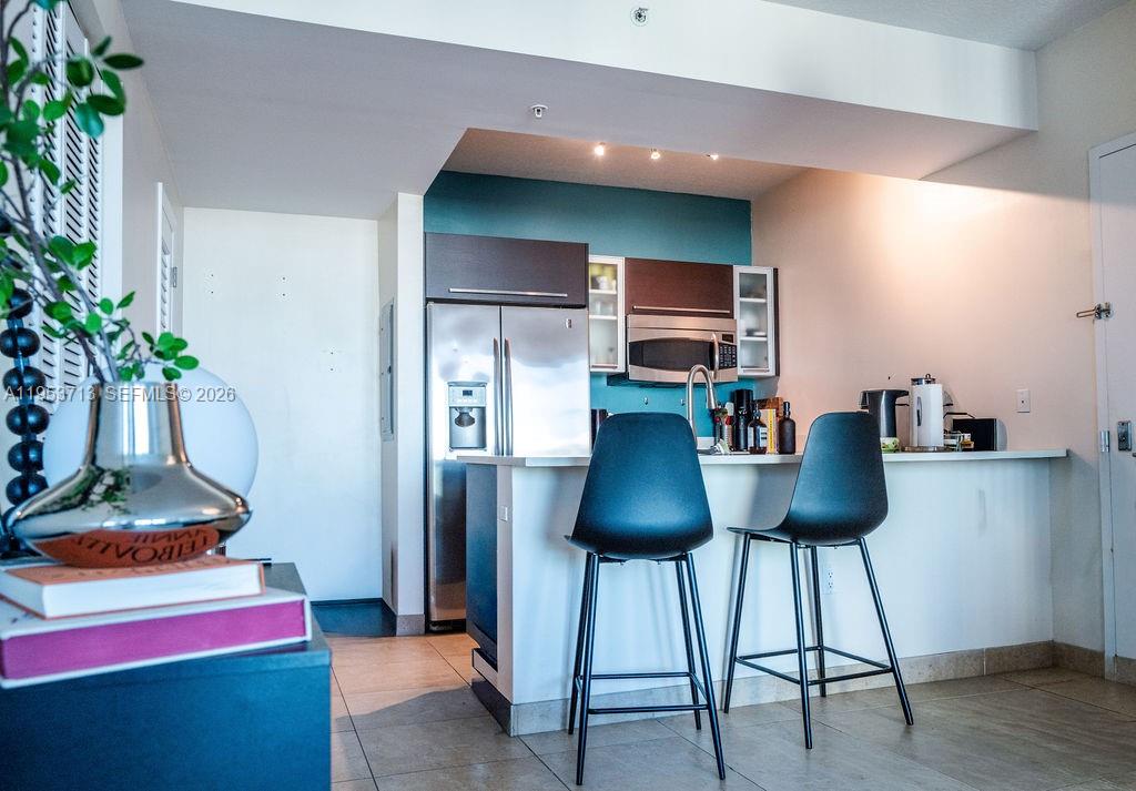 image Gallery Art Condos3