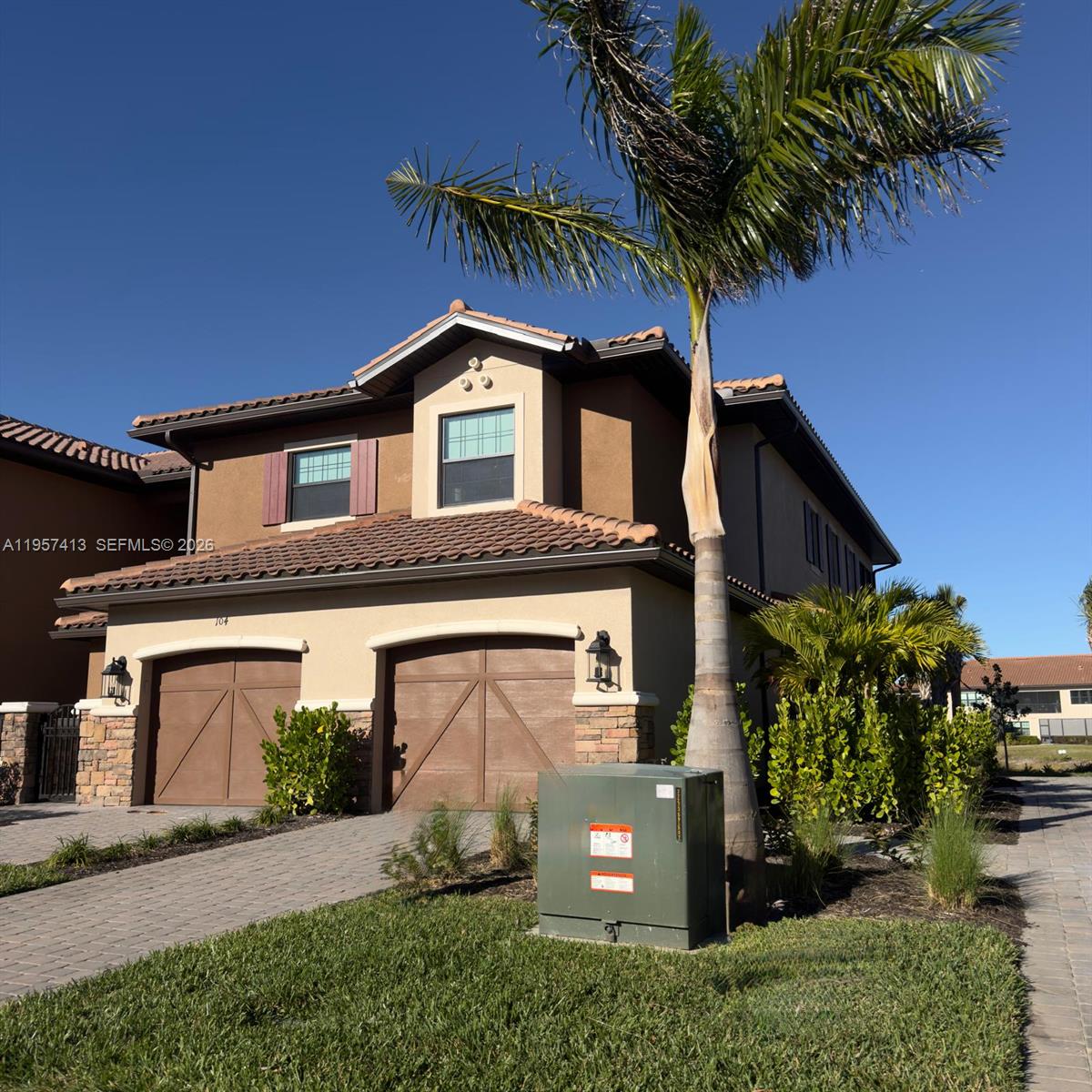 15323 Lucerna #204 Naples, FL 34114