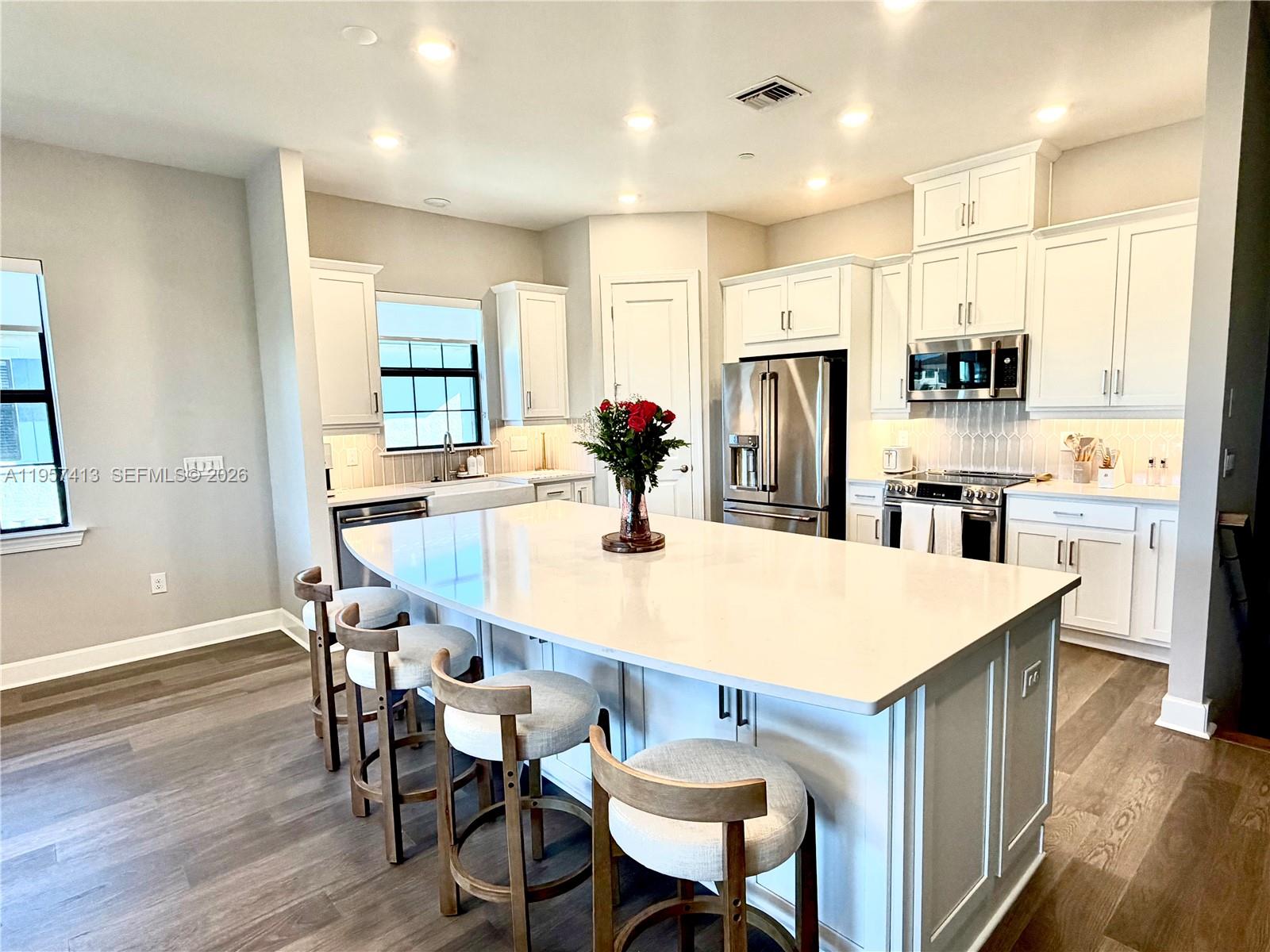 15323 Lucerna #204 Naples, FL 34114