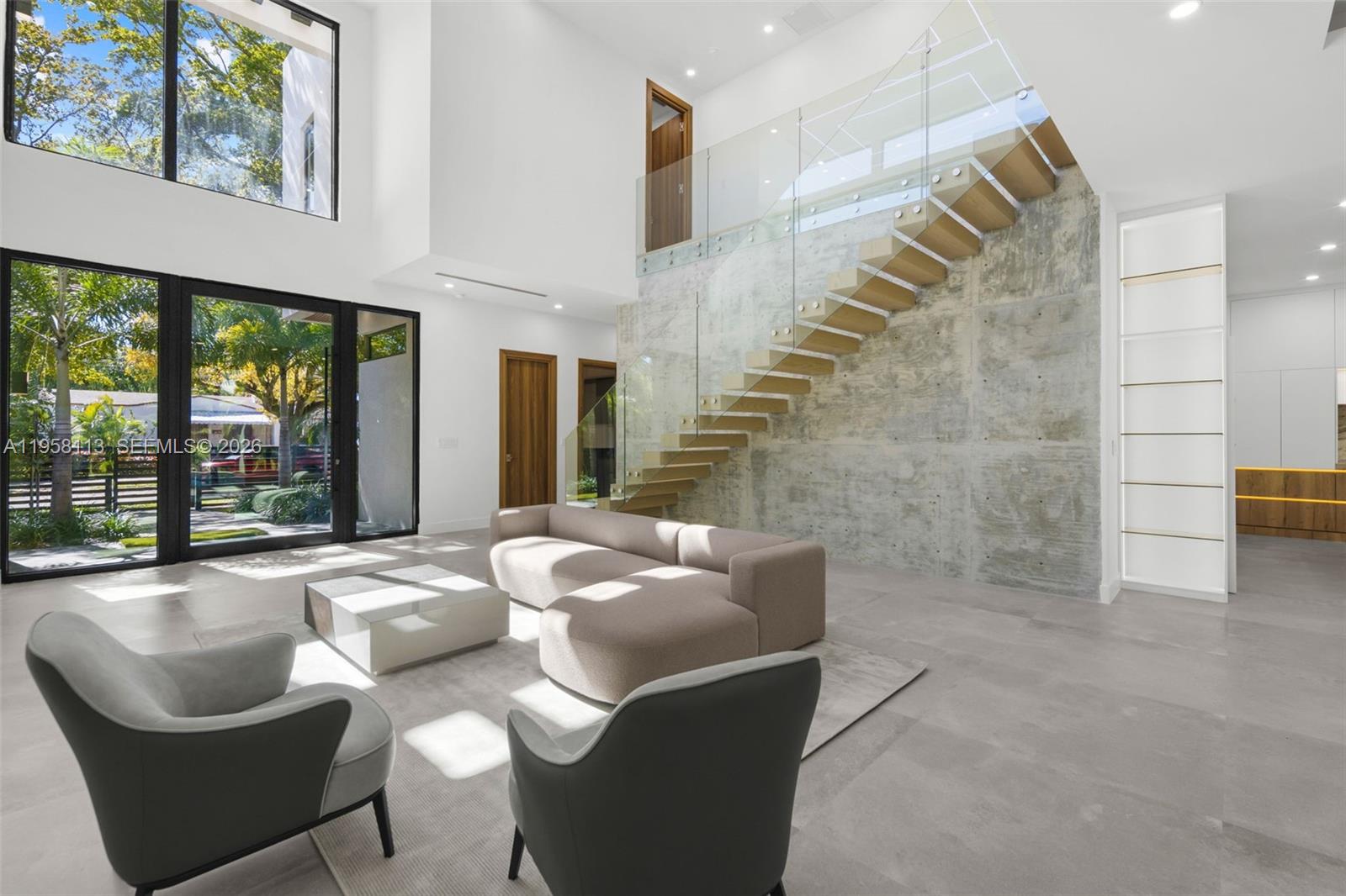 441 NW 44th St Miami, FL 33127