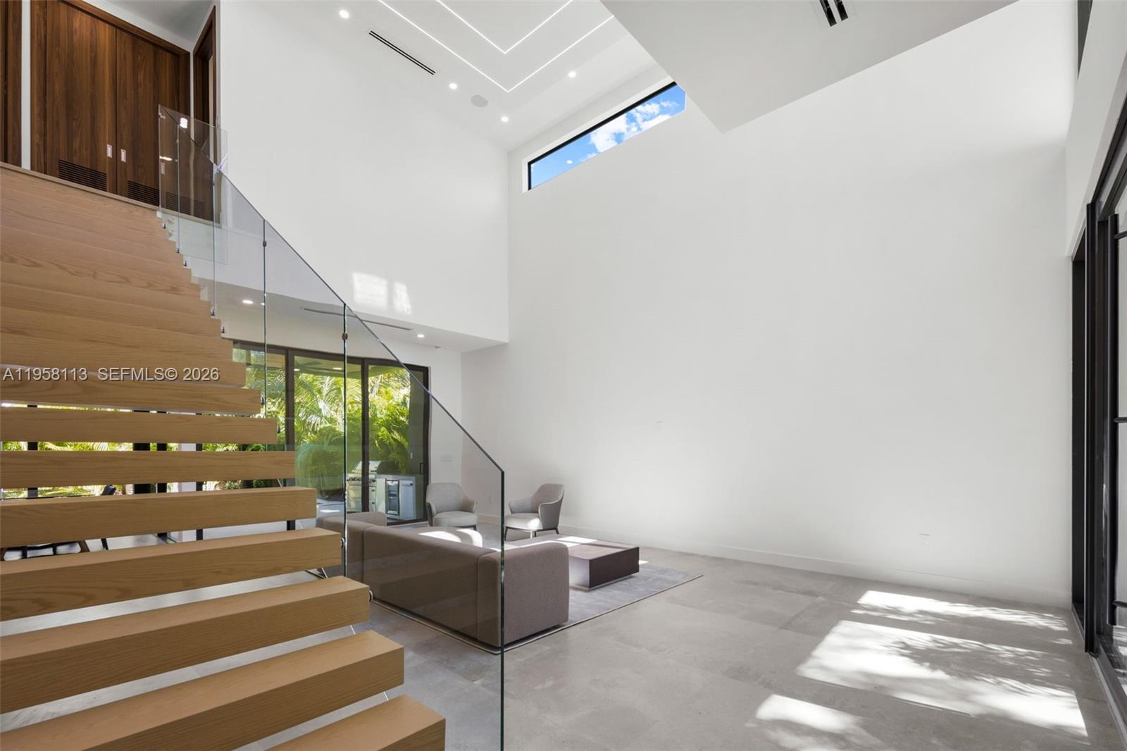 441 NW 44th St Miami, FL 33127