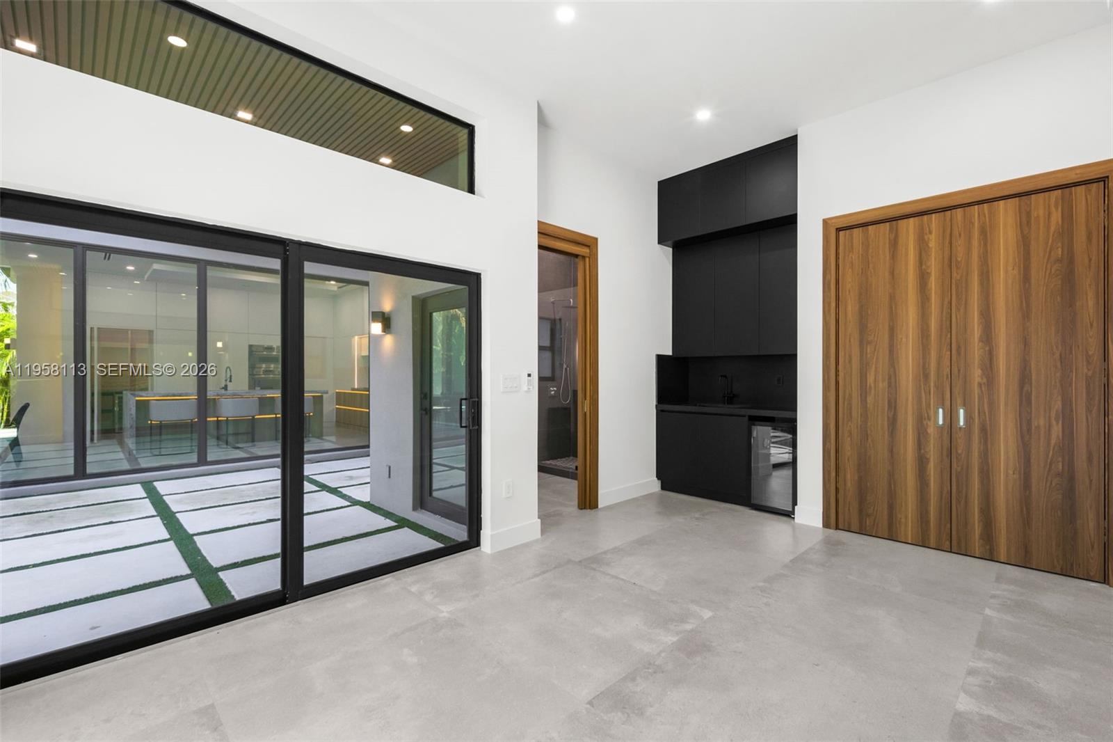 441 NW 44th St Miami, FL 33127