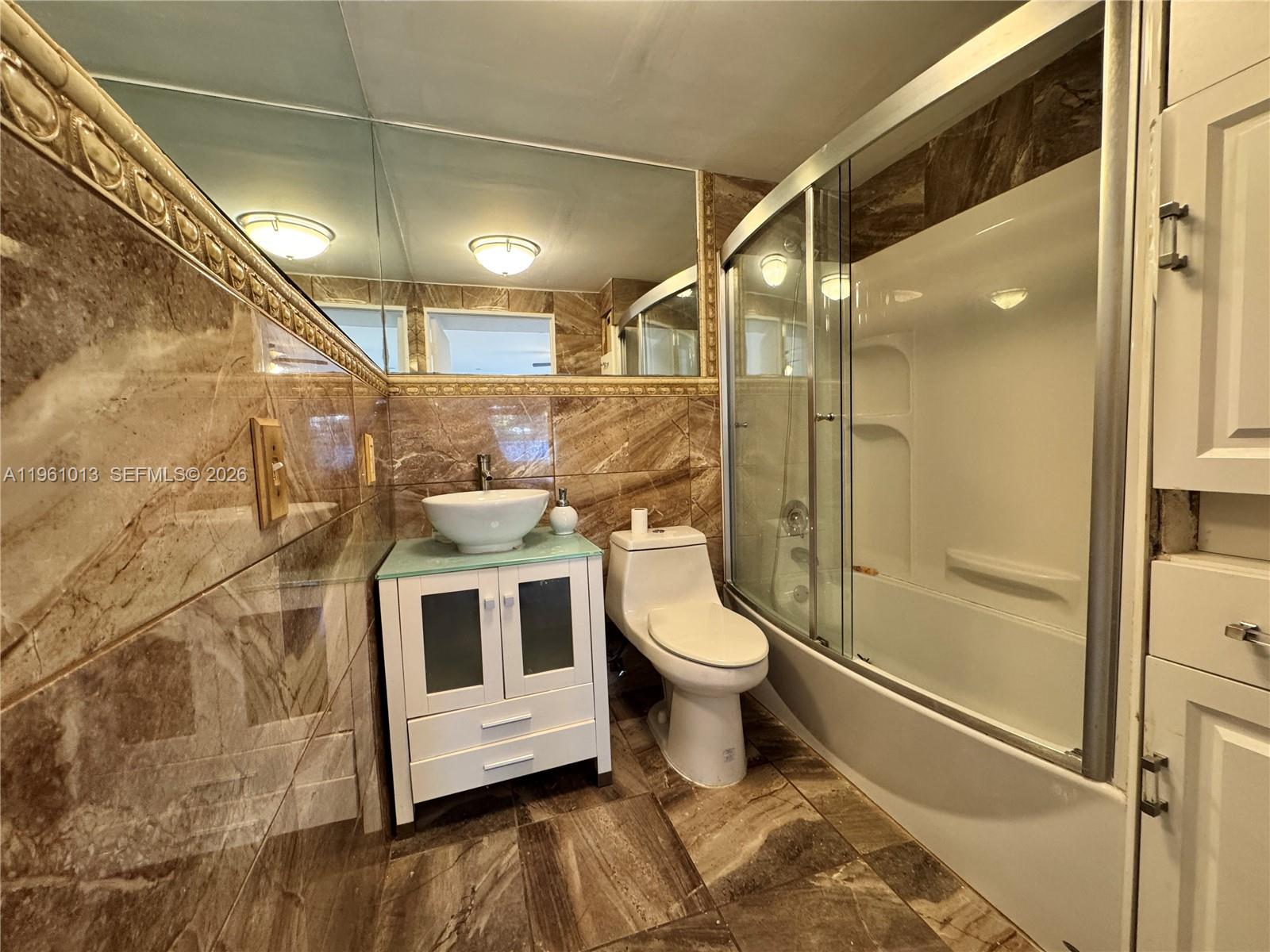 2633 SW 34th Ave Miami, FL 33133