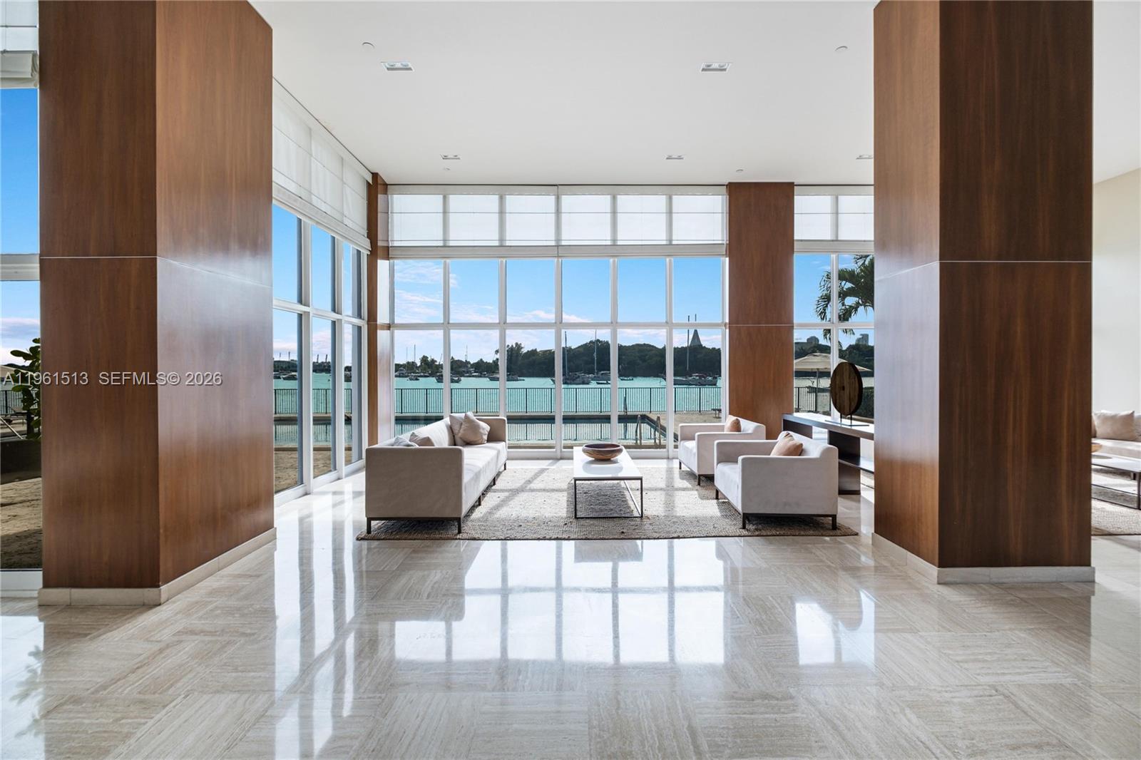 1000 Venetian Way #403 Miami Beach, FL 33139